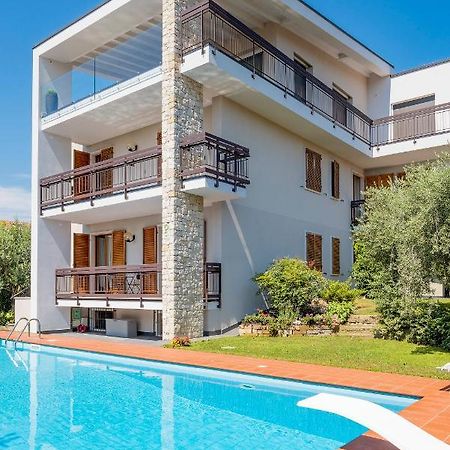 Casa Davide Apartment Bardolino Bagian luar foto
